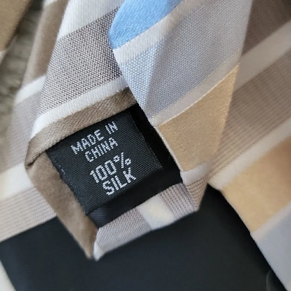 KENNETH COLE REACTION PRINCE STRIPE 100% SILK TIE - NEW!